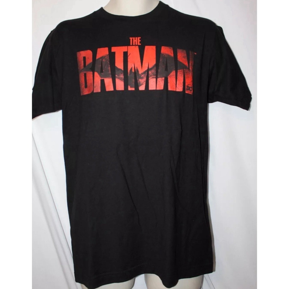 The Batman Robert Pattinson T-Shirt Size XL Extra Large NEW Black Red Hot Topic